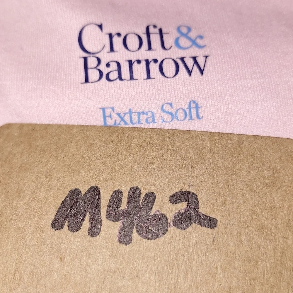 Croft And Barrow Mens Pink Polo Shirt In A Size Small. EUC. Preppy, Casual